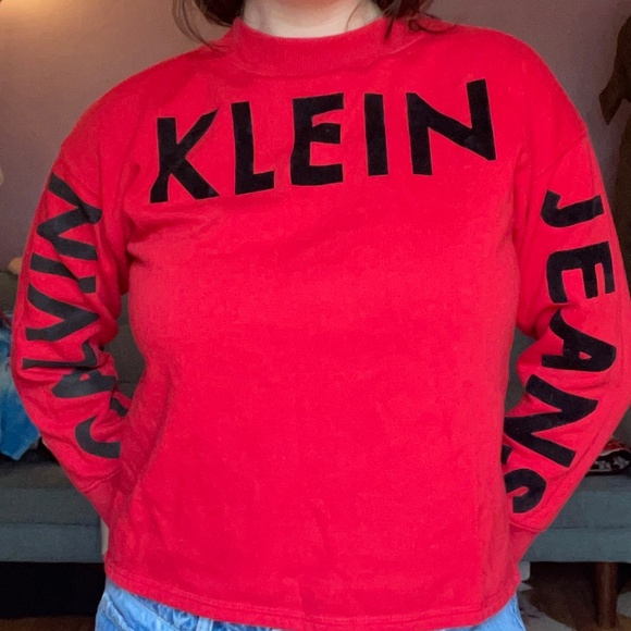 Clavin Klein Jeans Cherry Red Sweatshirt - Picture 4 of 4